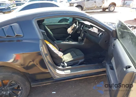 2010 Ford Mustang V6/V6 Premium from USA, damaged, VIN 1ZVBP8AN6A5111957